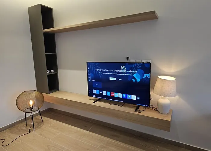 Trendy Neapolis * リマソール