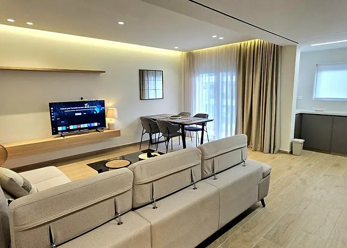 Trendy Neapolis * リマソール