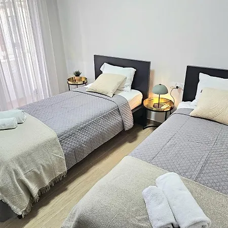 Apartment Trendy Neapolis *