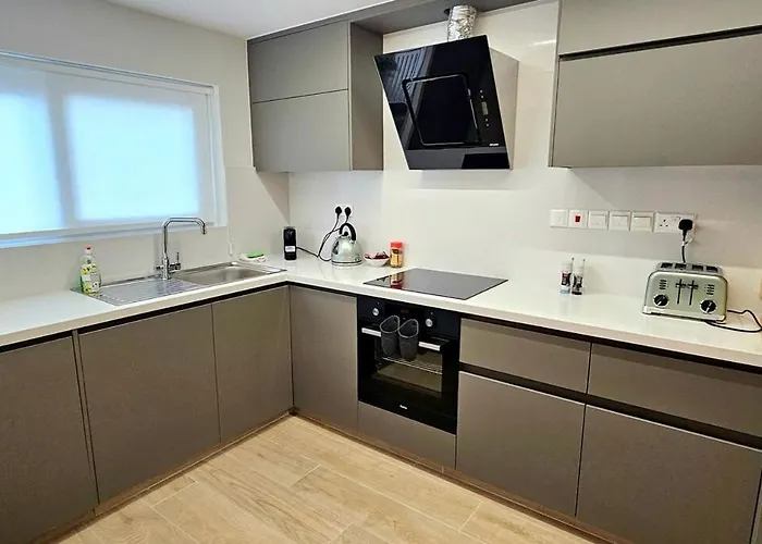 Trendy Neapolis Apartman Limassol