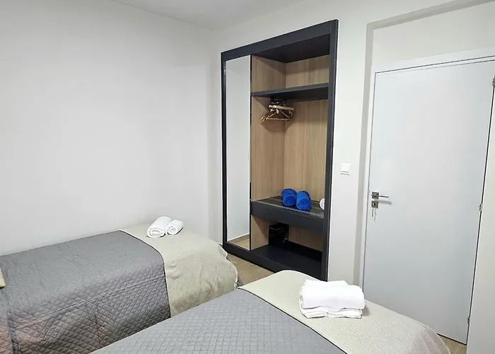 Trendy Neapolis Apartman *