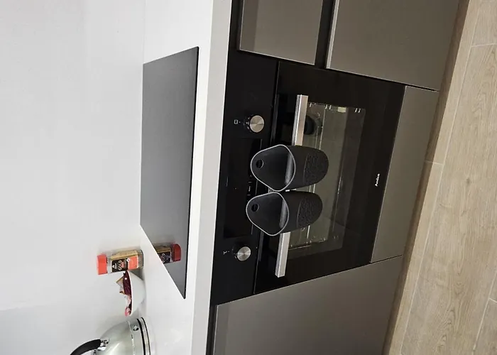 Trendy Neapolis * Limassol